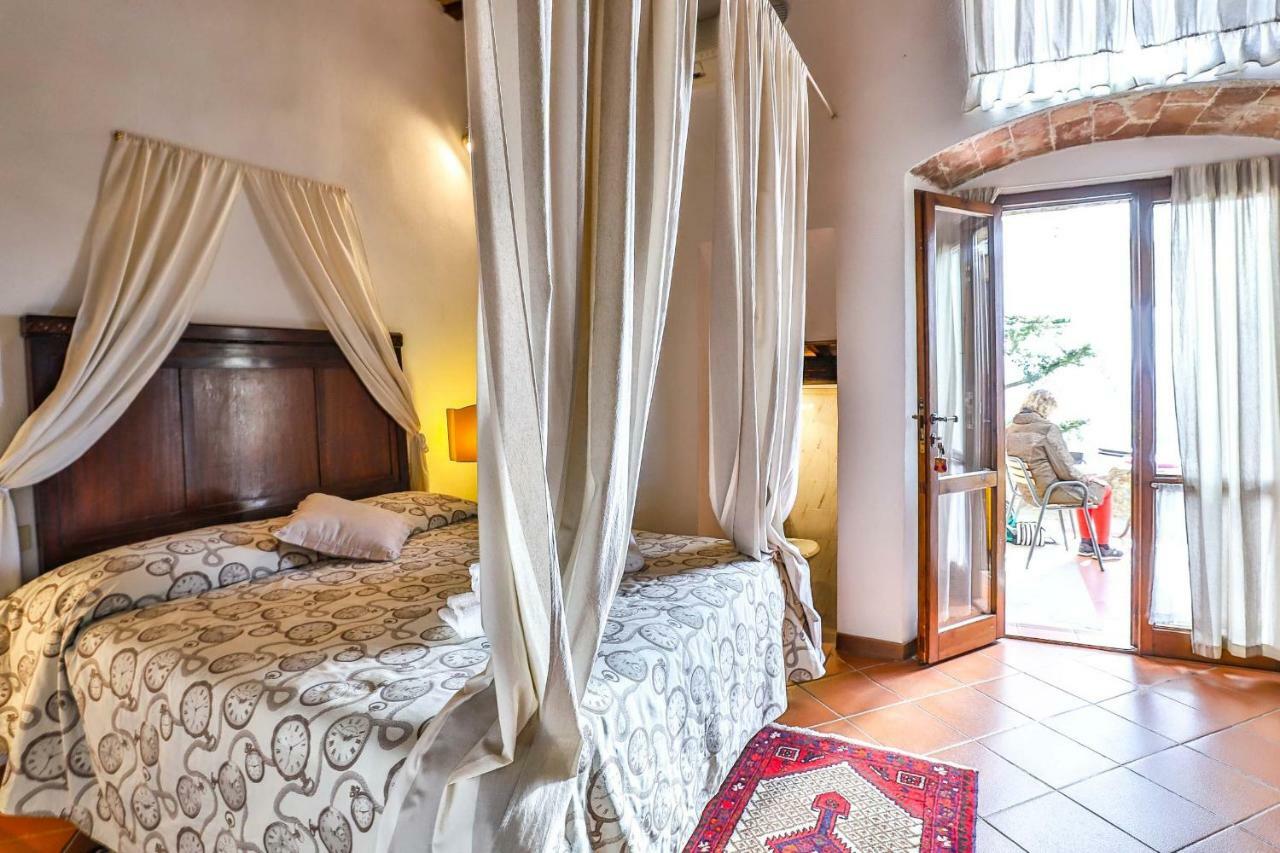 Tenuta Colombaio Alojamento de Acomodação e Pequeno-almoço Casole dʼElsa